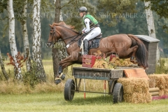 Donna Lena MV Emily Roberg