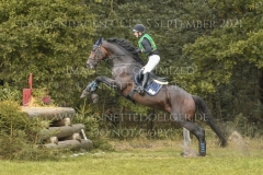 Berlusconi 6 Nicole HEUEL