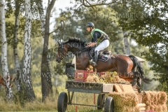 ChinTonic Julia Krajewski