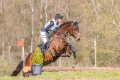 A Happy Hour Anna SIEMER