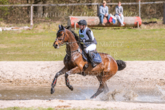 A Happy Hour Anna SIEMER