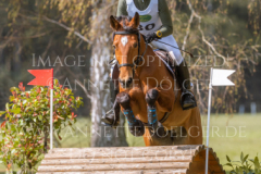 Mabella D Nike DENKER