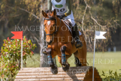 Mabella D Nike DENKER