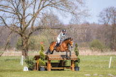 Mabella D Nike DENKER