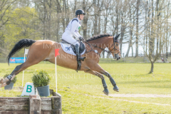 Tullibards Bennysambassador Emma BRUESSAU